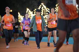 BIB: 26481, 25556, 26980, 2646
                            <button type="button" onclick="openModal(21480540)" class="btn btn-primary btn-sm float-right btn-popup" data-toggle="modal" data-target=".modal-high-quality">
                        <i class="fas fa-shopping-cart"></i> Add to Cart
                    </button>
                                            <button type="button" onclick="isThisMe(21480540, true)" class="btn btn-success btn-sm float-right btn-popup btn-isme hidden" data-toggle="tooltip" data-placement="bottom" title="นี่คือรูปของคุณใช่ไหม คลิกที่นี่เพื่อเอาเข้าอัลบั้ม">
                        <i class="fas fa-plus"></i> Add to album
                    </button>
                    <button type="button" onclick="isThisMe(21480540, false)" class="btn btn-warning btn-sm float-right btn-popup btn-isnotme hidden">
                        <i class="fas fa-ban"></i> Remove from album
                    </button>